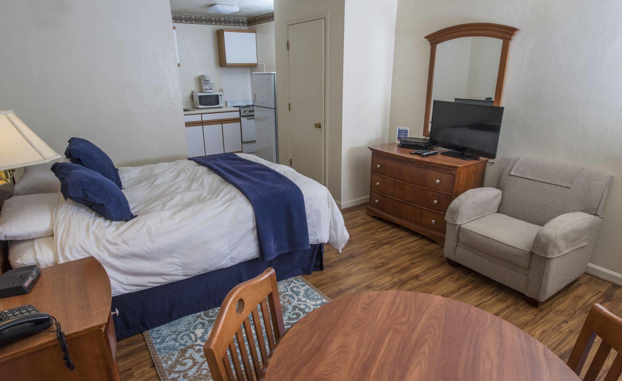 Affordable Corporate Suites Of Lynchburg Bagian luar foto