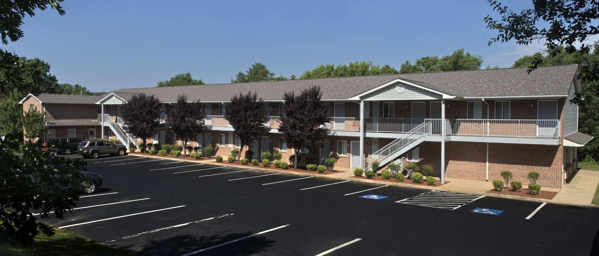 Affordable Corporate Suites Of Lynchburg Bagian luar foto